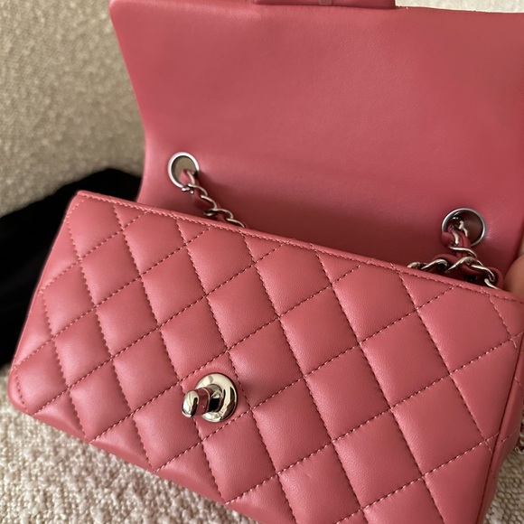 Chanel Mini Rectangular Flap - Picture 4 of 16